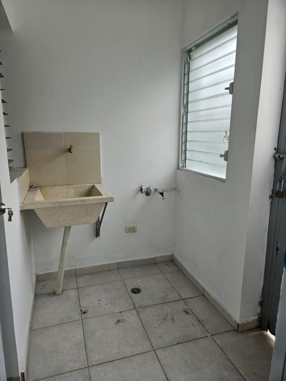 apartamentos - apartamento con terraza en don honorio, carrefour 3