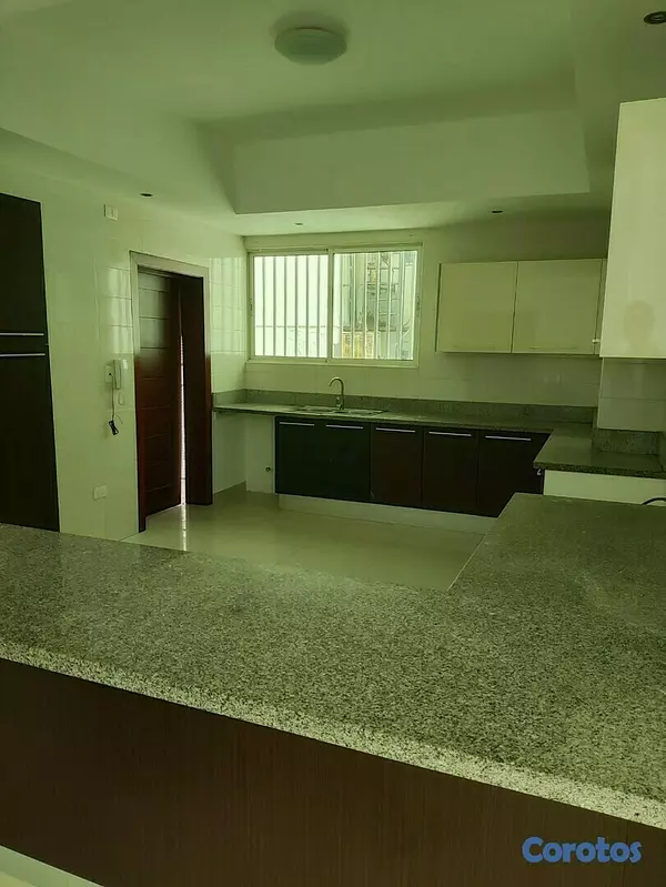 apartamentos - APARTAMENTO Amueblado de 270 metros DE 3 HABITACIONES en El Real 5