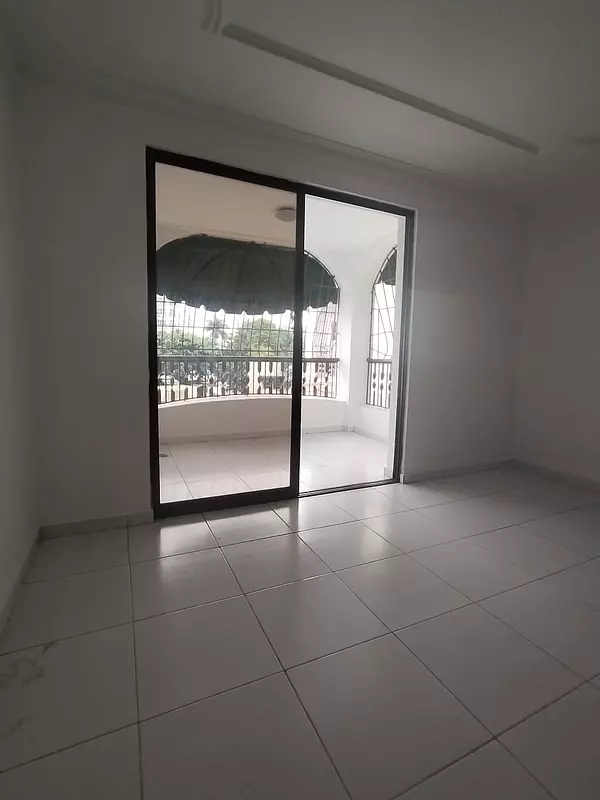 apartamentos - Vendo o Alquilo Apartamento en Serralles  5