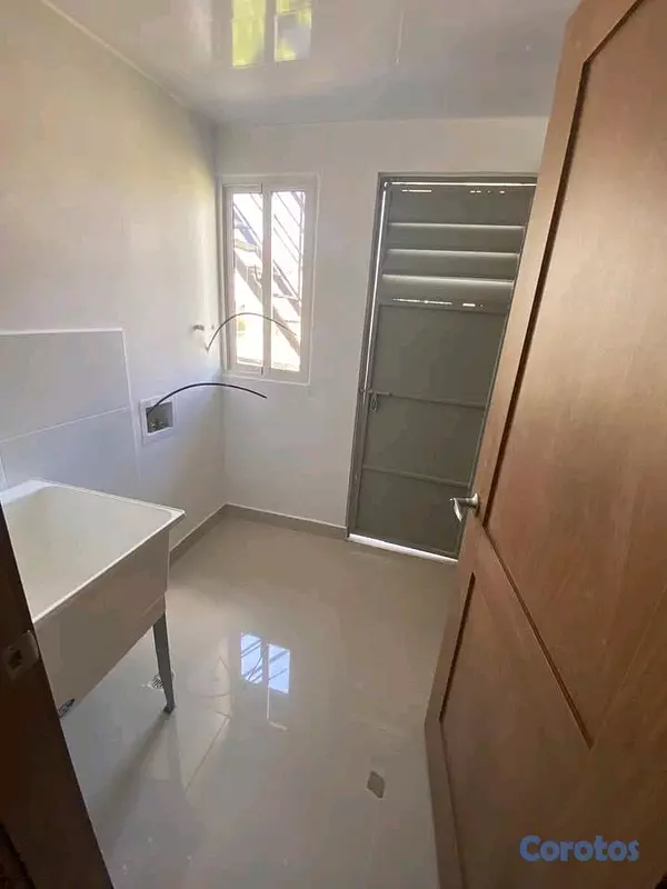apartamentos - Alquilo Apartamento en la 27 de Febrero  4