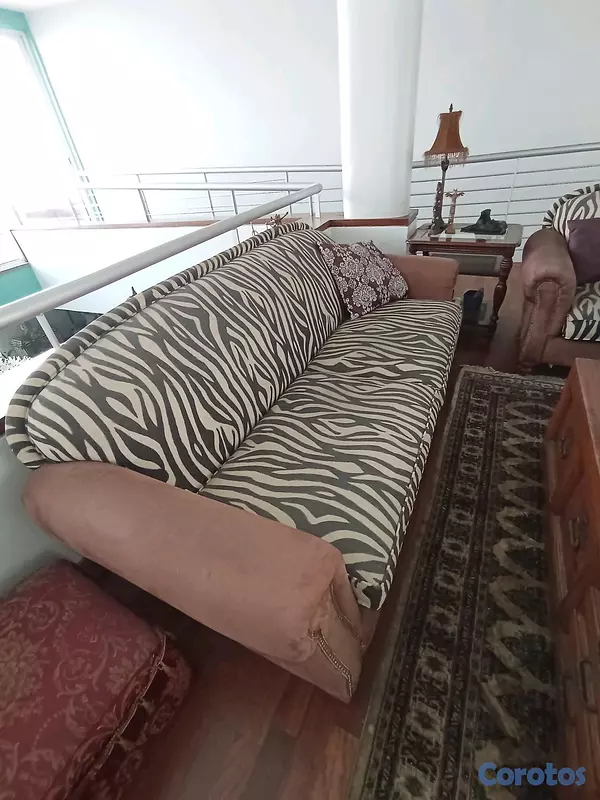 muebles y colchones - Duo de muebles en estampado de cebra  6