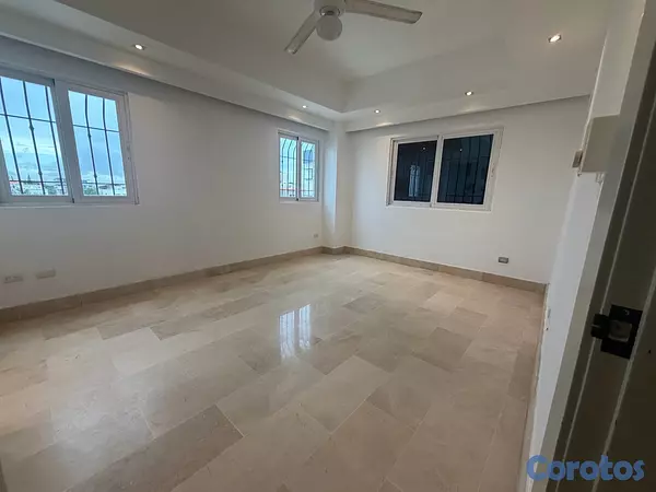 apartamentos - vendo avenida independencia jardines del Sur tres habitaciones PH 3 terraza dos  8