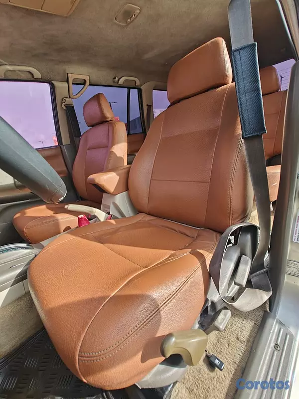 jeepetas y camionetas - MITSUBISHI MONTERO 2002 SUPER CLEAN  5