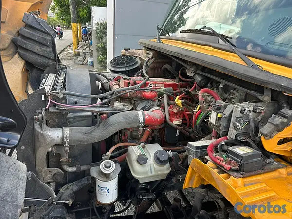 camiones y vehiculos pesados - FREIGHTLINER M2 2015 2