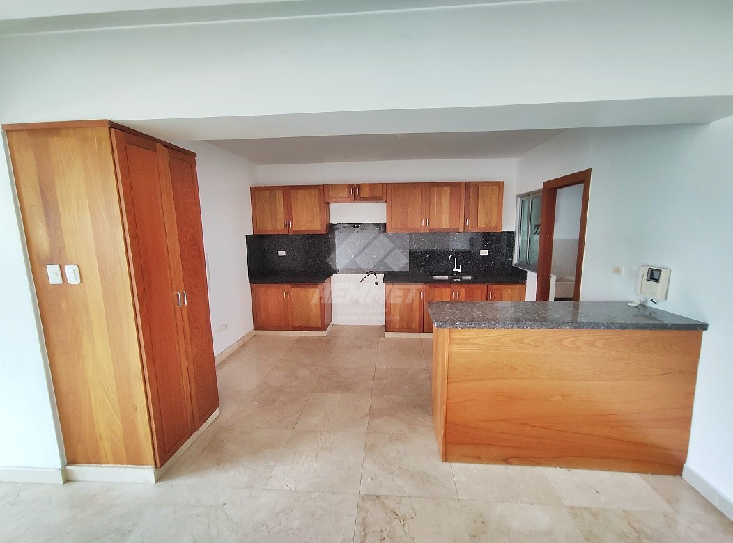 apartamentos - APARTAMENTO 220MTS2 CON FAMILY ROOM Y 3 PARQUEOS LA ESMERALDA SANTIAGO  3