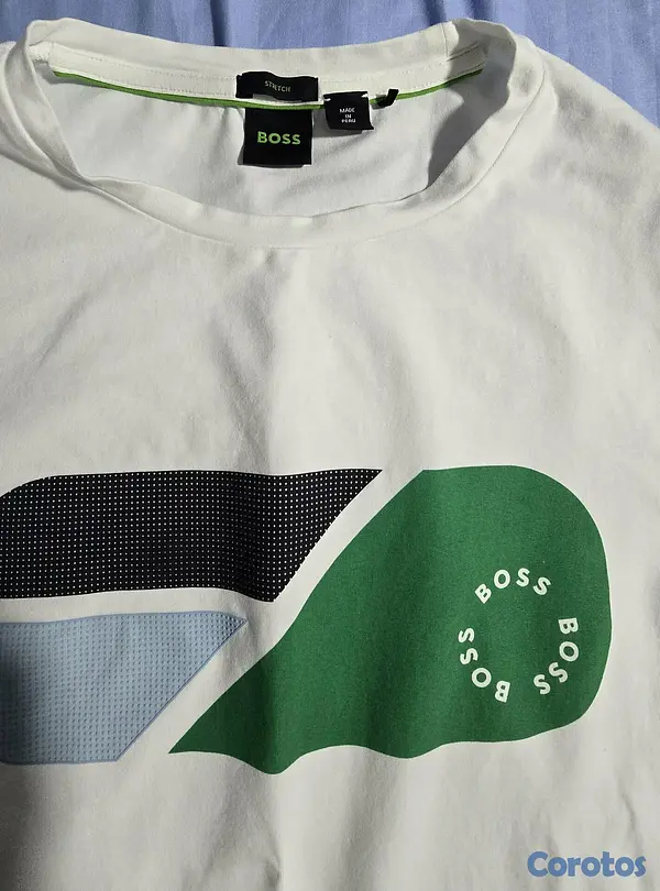 ropa para hombre - **Vendo poloshirts hugo boss size L practicamente  4
