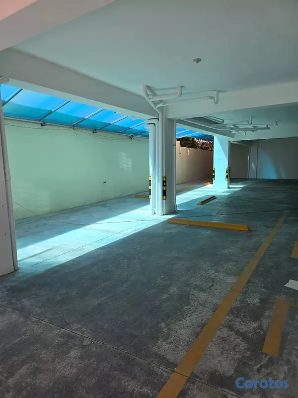 apartamentos - vendo nuevo independencia piso 4 tres habitaciones dos baños dos parqueos balcón 12