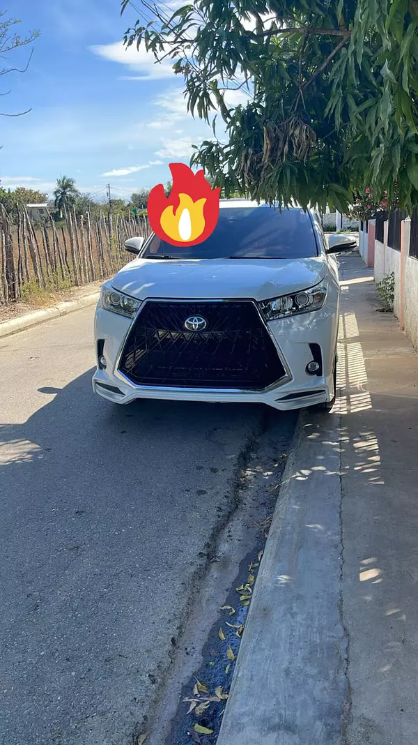 jeepetas y camionetas - Toyota higlander xle 2019 2