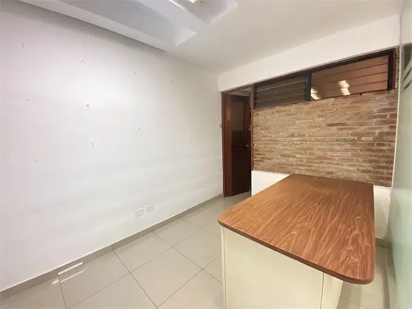 oficinas y locales comerciales - De oportunidad primer nivel Evaristo morales 2