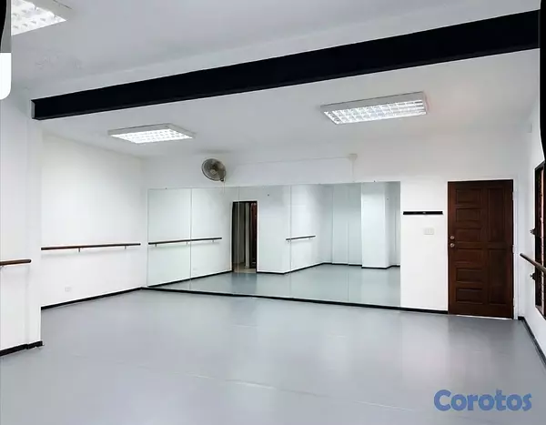 oficinas y locales comerciales - CASA COMERCIAL  4
