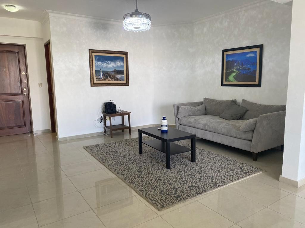 apartamentos - Se vende apartamento en Naco 7