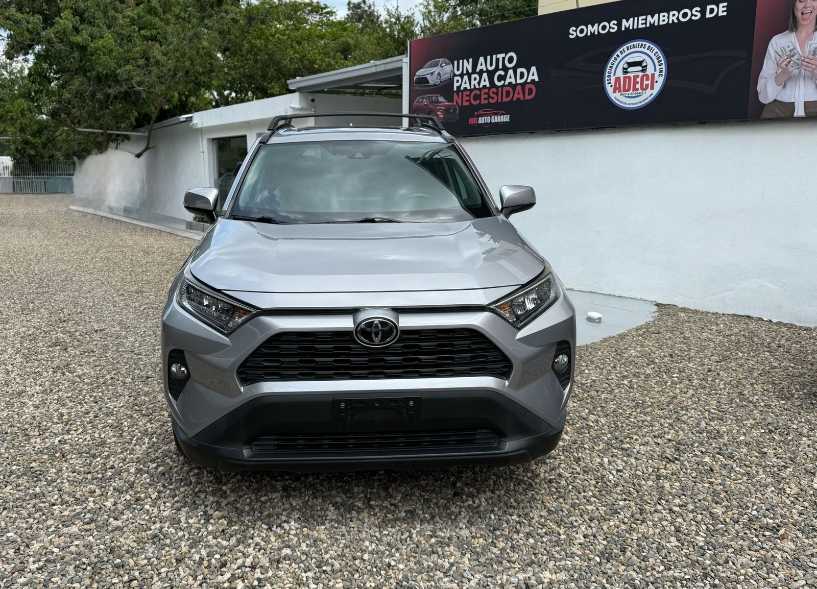 jeepetas y camionetas - Toyota rav4 2019 xle premium  3