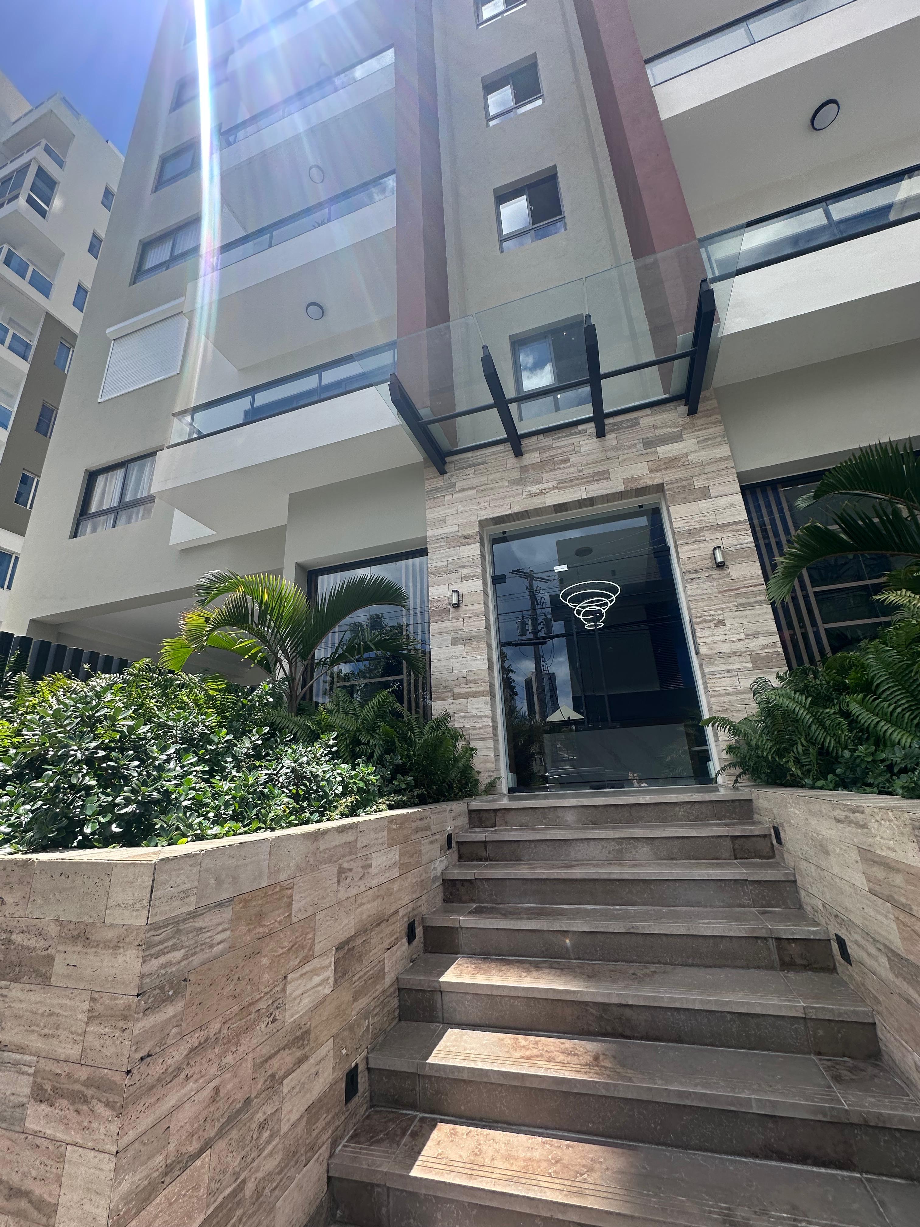apartamentos - Apartamento en venta con linea blanca en Naco  8
