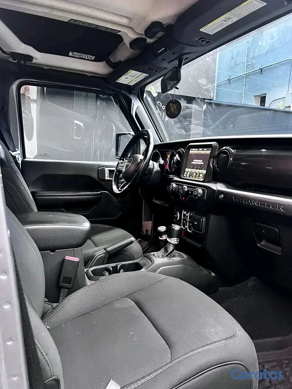 jeepetas y camionetas - jeep Sáhara rubicon unlimited 2020 5