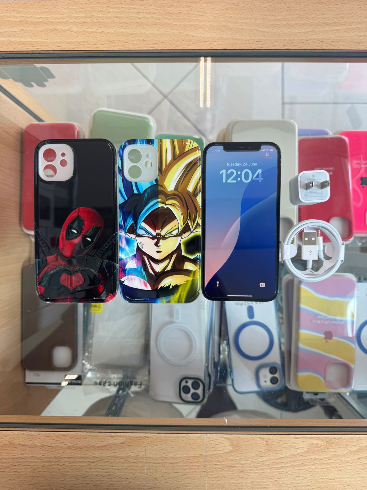 celulares y tabletas - iphone 12 negro 256 GB Desbloqueado. 1