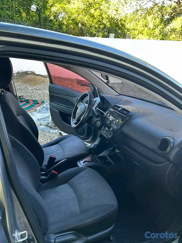 carros - mitsubishi mirage 2015 8