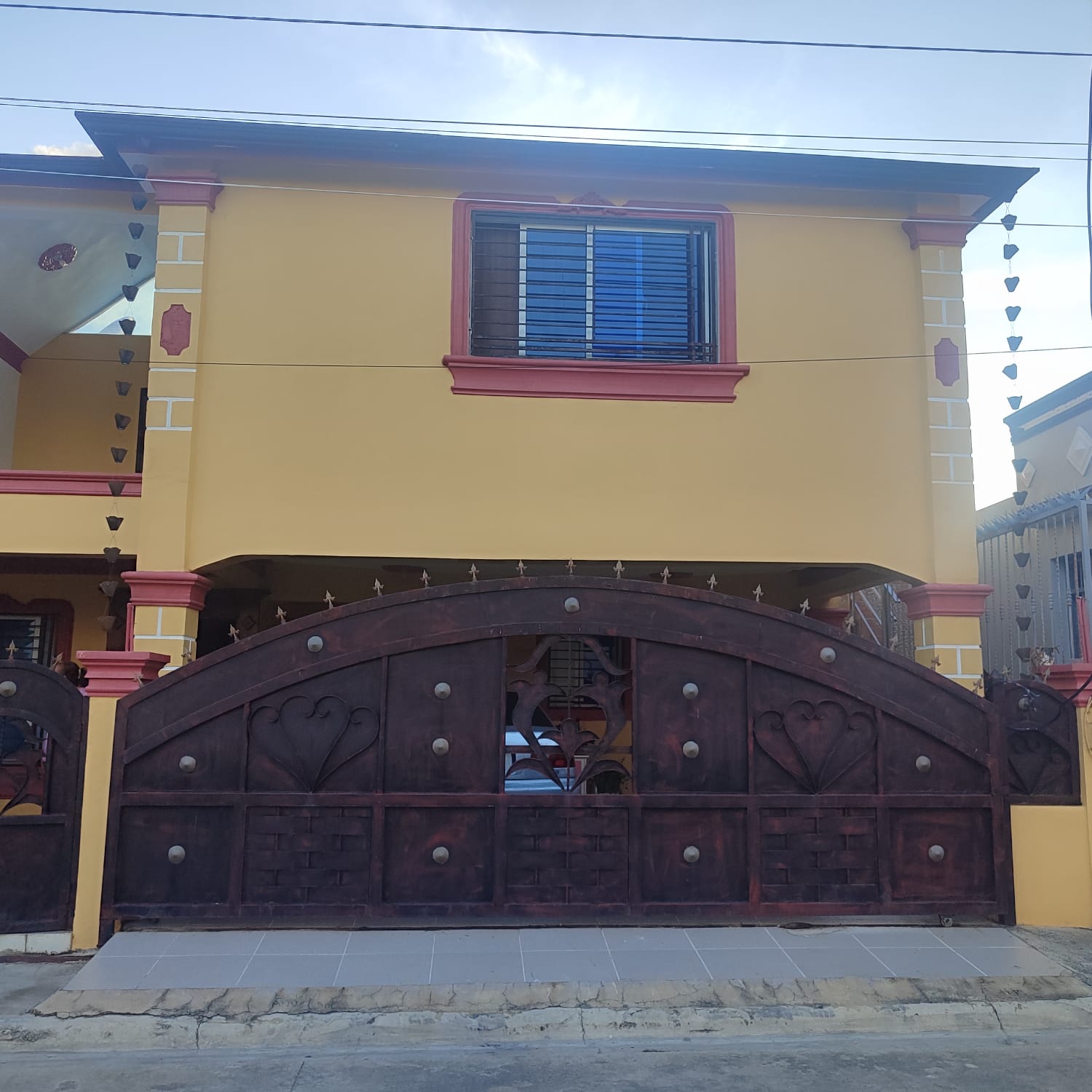 casas - CASA EN VENTA EN PRADOS DE LAS MONTAÑAS, SANTIAGO. 3