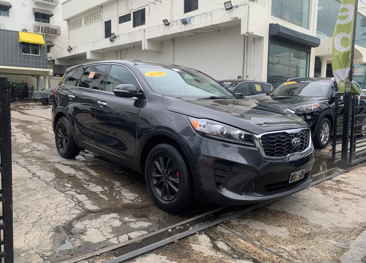 jeepetas y camionetas - 2019 Kia Sorento LX V6 7