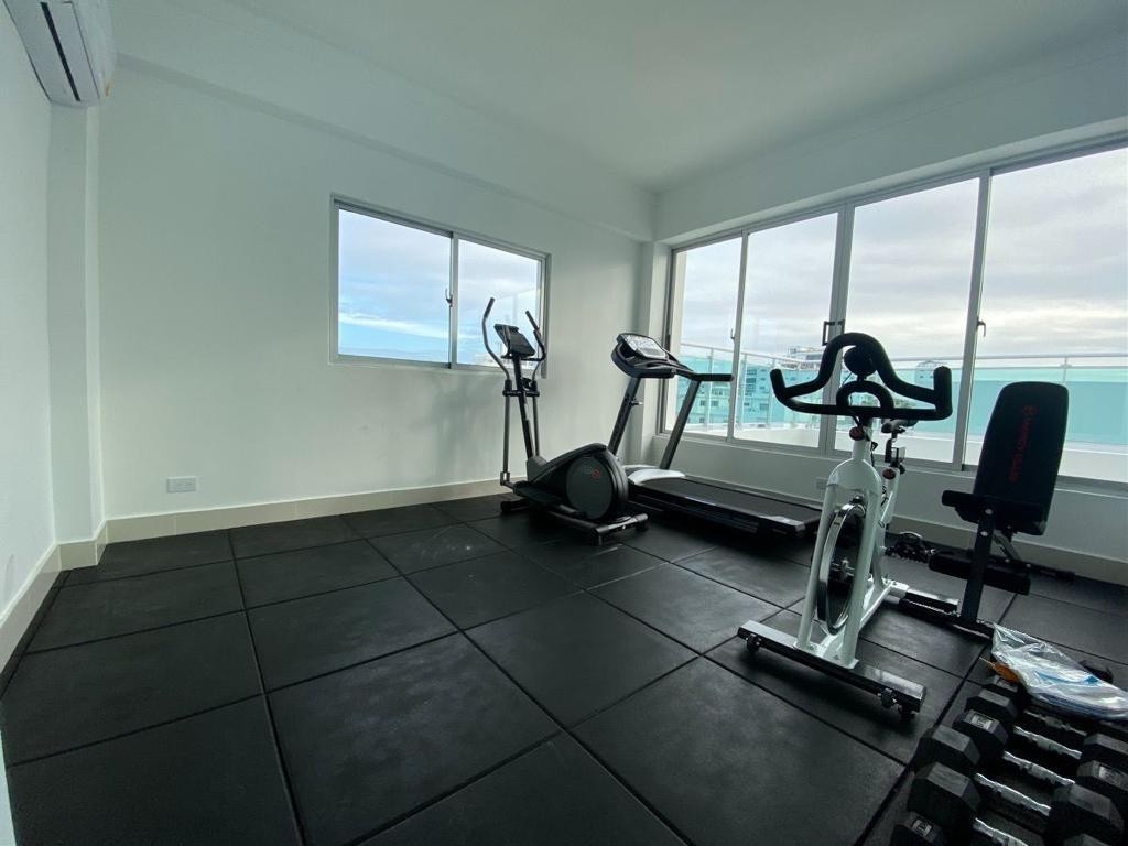 apartamentos - Rento apartamento en URB REAL    
145 mts neto 
3Hab
USD $1300 7