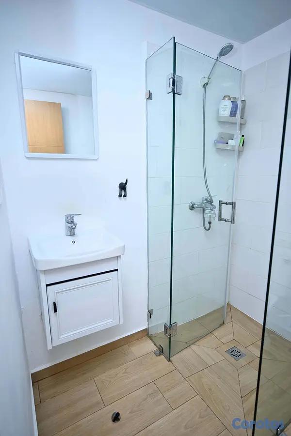 apartamentos - Centro de Bávaro en los Corales. Av. Alemania cerc 12