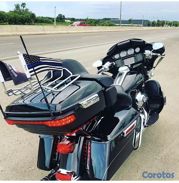 motores y pasolas - Harley Davidson Limited 2014 2