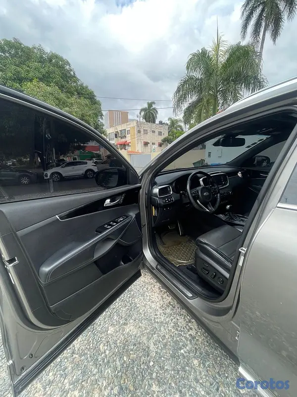 jeepetas y camionetas - Kia sorento SXL panorámica GDI  6