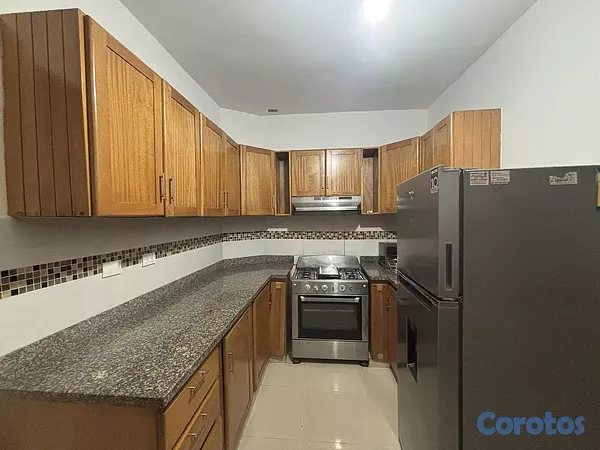 apartamentos - Apartamento amueblado de tres habitaciones en alqu 2