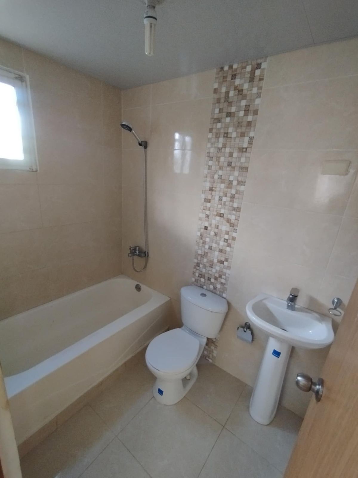 apartamentos - se Vende Apartamento Ubicado en la Ciudad Juan Bosch  5