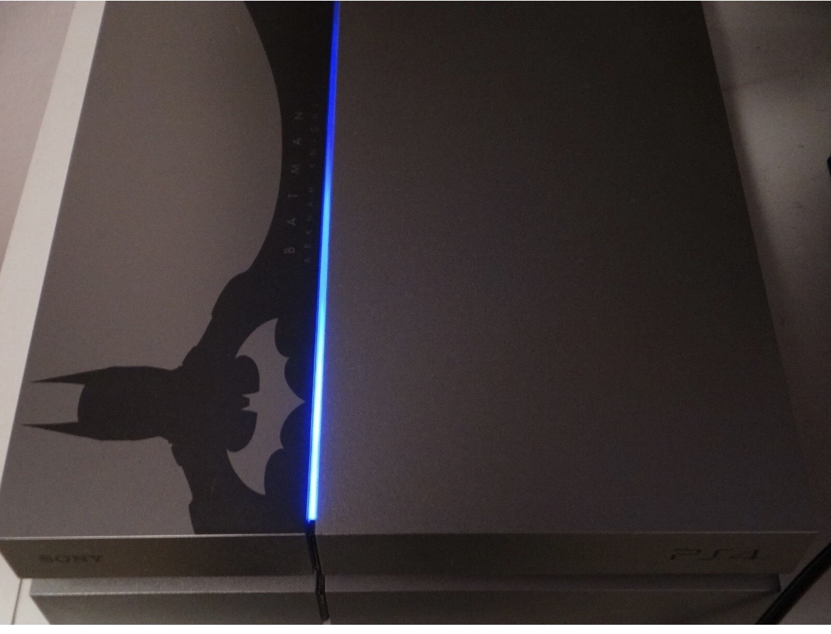 consolas y videojuegos - PlayStation 4 Batman Edicion limited con 2 controles  1