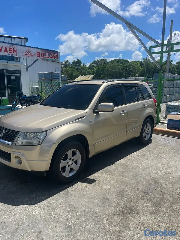 jeepetas y camionetas - Vendo suzuki vitara 2006 4