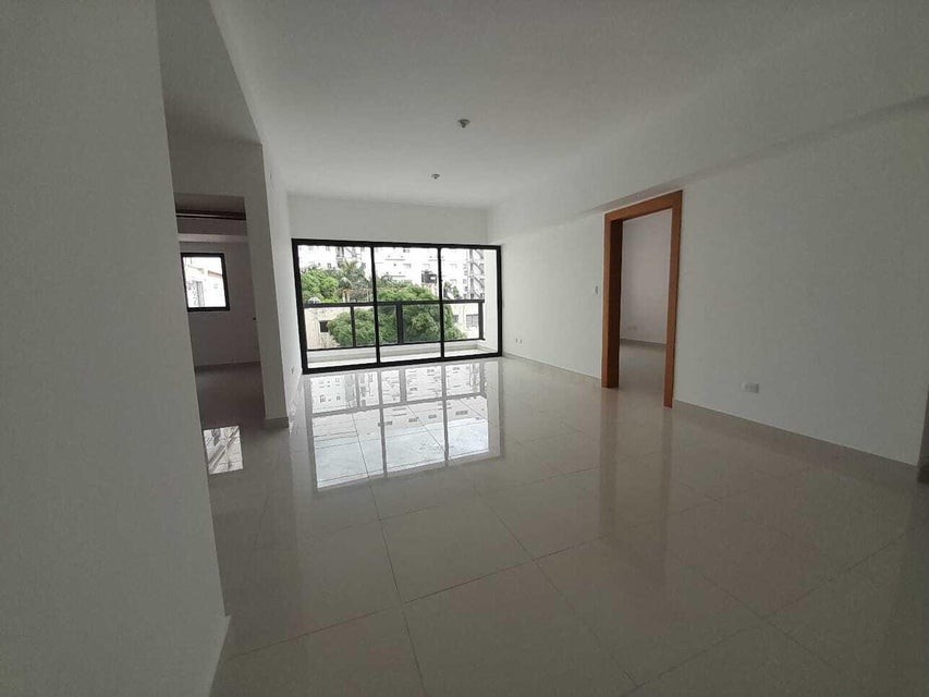 apartamentos - Apartamento en venta #24-905 balcón, 2 dormitorios, piscina, ascensor, jacuzzi. 2