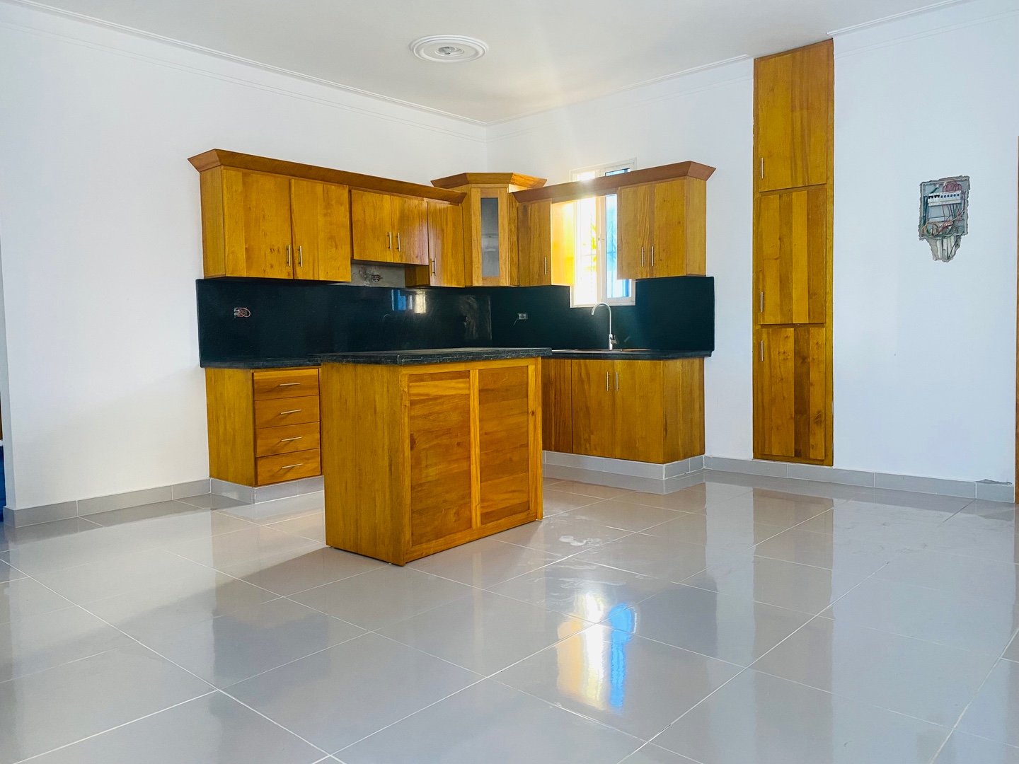 casas - CASA EN VENTA EN SANTIAGO DE LOS CABALLEROS PRÓXIMO A LOS PRADO 5