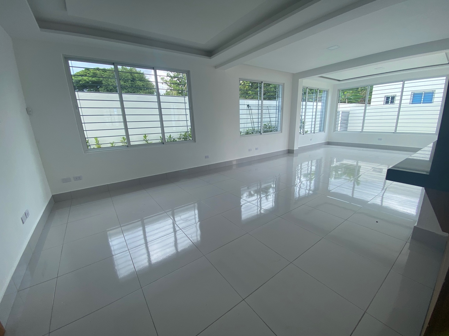 casas - CASA EN UN RESIDENCIAL CERRADO EN SANTIAGO DE LOS CABALLEROS  5