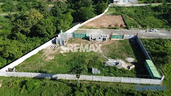 solares y terrenos - Terreno en PALAVÉ SANTO DOMINGO OESTE 4