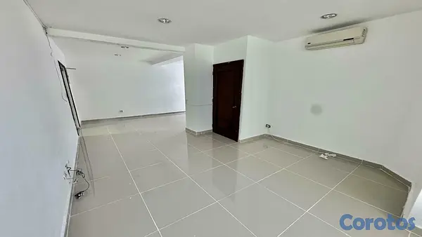 oficinas y locales comerciales - Local Comercial en Gascue 3