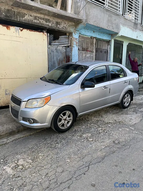 carros - Chevrolet Aveo 2013  8
