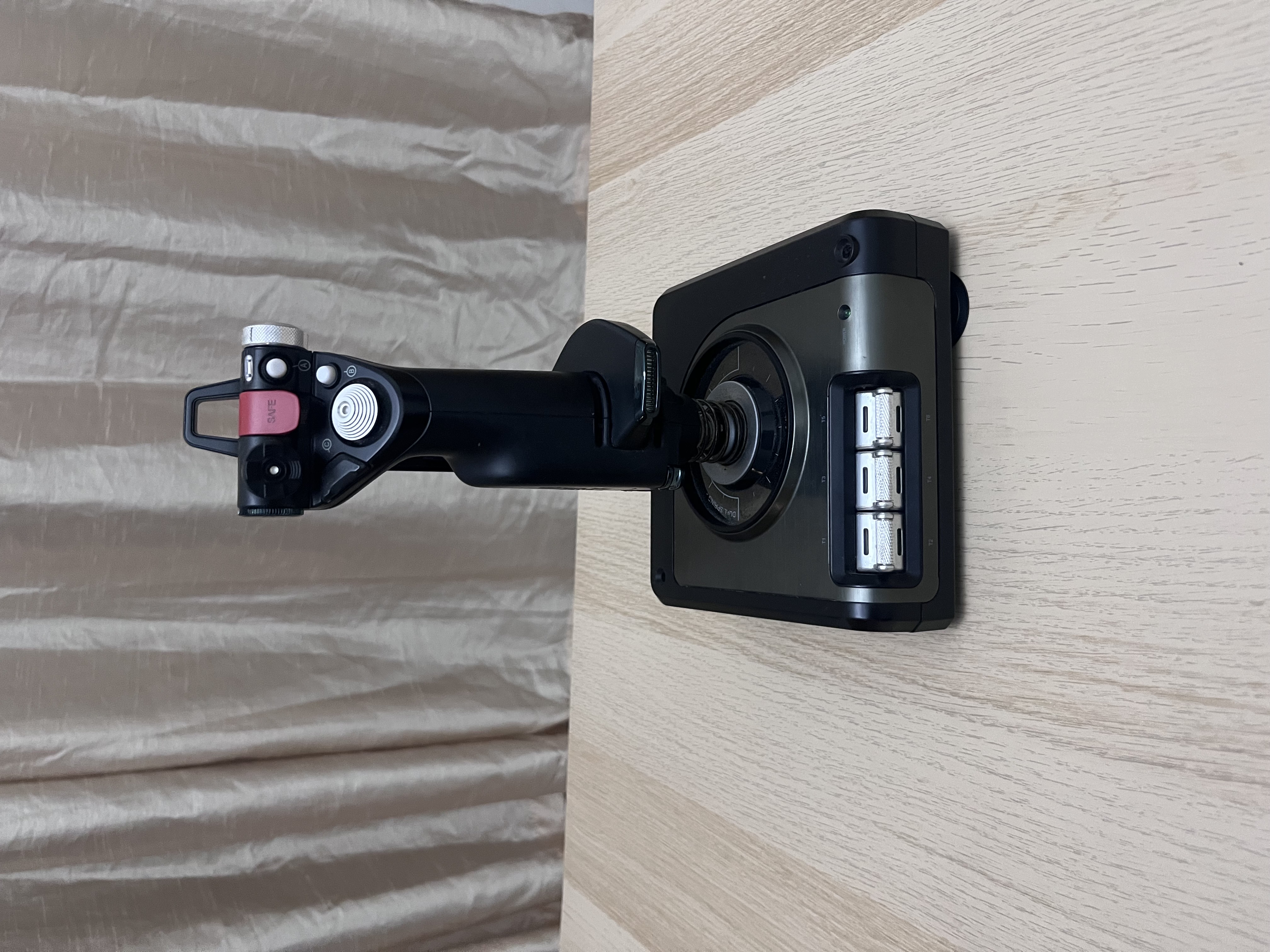 consolas y videojuegos - Joystick de Vuelo Saitek X52 PRO $8,000 2
