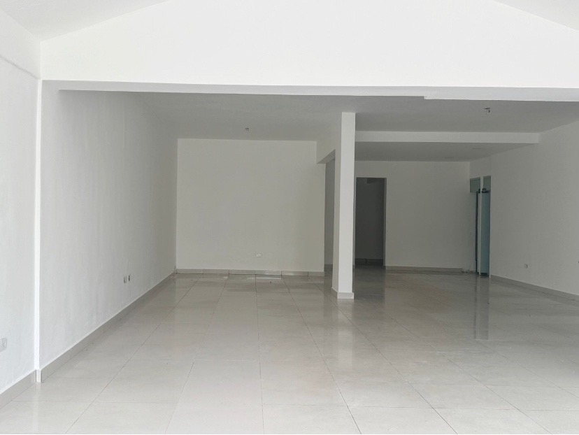 oficinas y locales comerciales - se alquila. 1