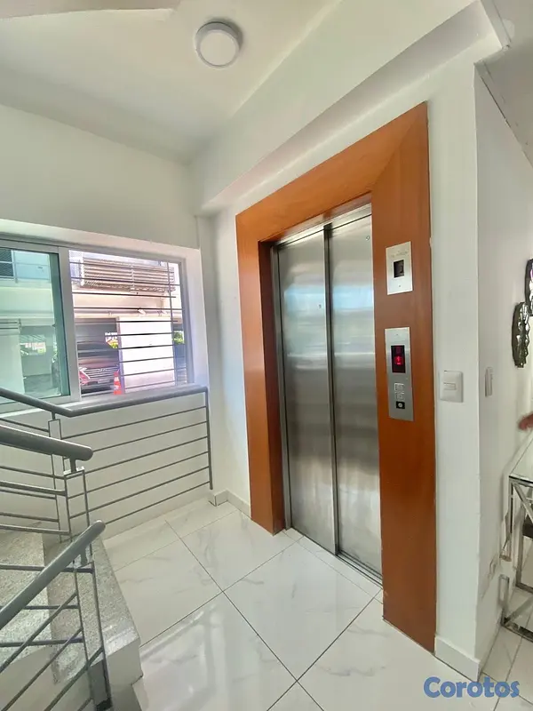apartamentos - Apartamento hermoso de venta en La Esmeralda  7