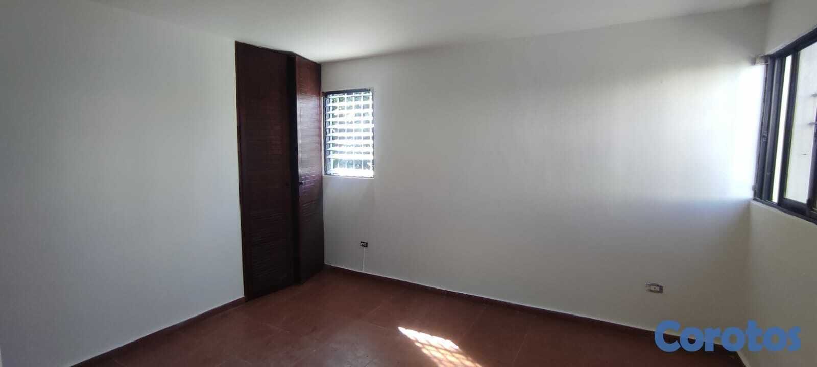 oficinas y locales comerciales - Mirador Sur, Alquilo Excelentes oficinas muy bien situadas 2