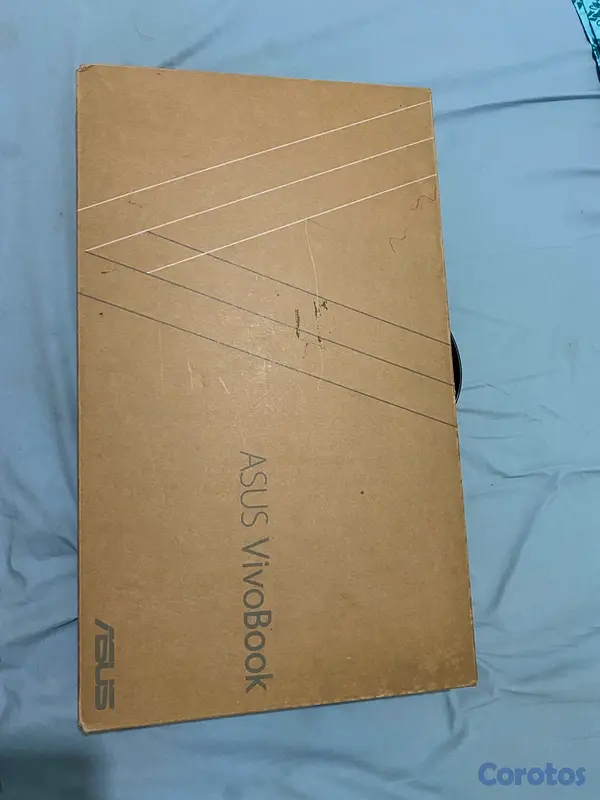 computadoras y laptops - VENDO LAPTOP IDEAL PARA ESTUDIANTE. POCO USO, PRECIO NEGOCIABLE.  10