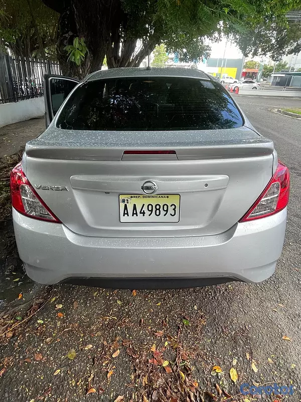 carros - NISSAN VERSA SV 2019 6