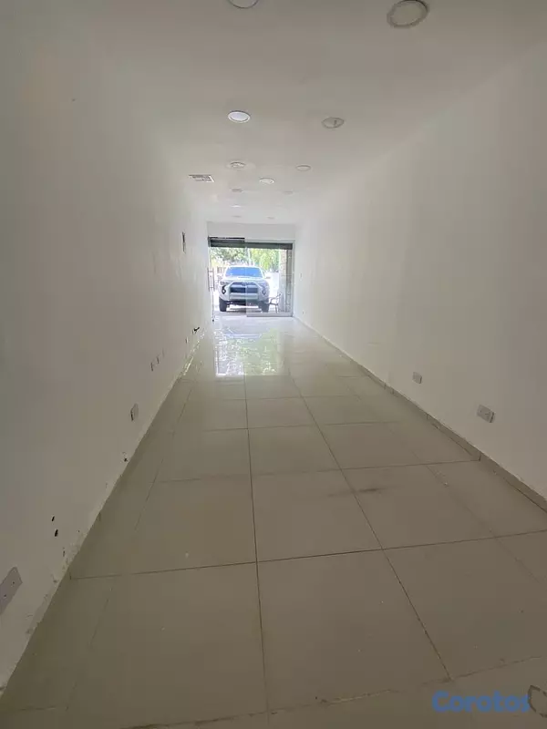 oficinas y locales comerciales - LOCAL COMERCIAL  4