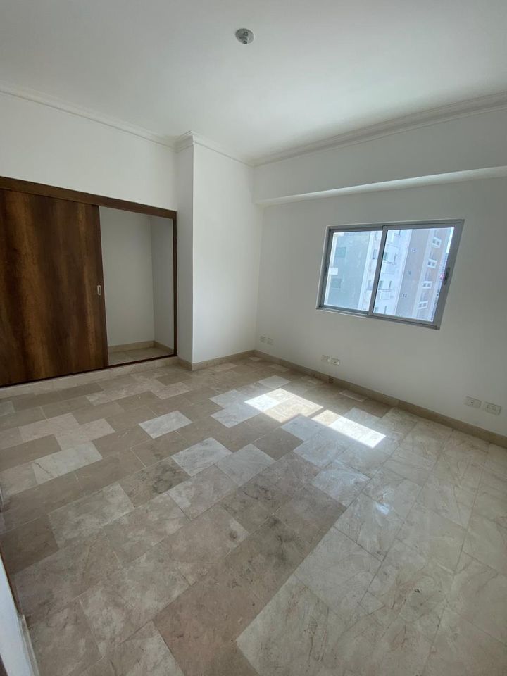 apartamentos - Apto en venta de oportunidad en Naco 1