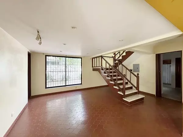 oficinas y locales comerciales - Propiedad comercial en arroyo viejo 9