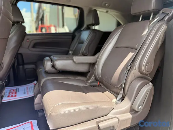 jeepetas y camionetas - Honda Odyssey Elite 2018 9