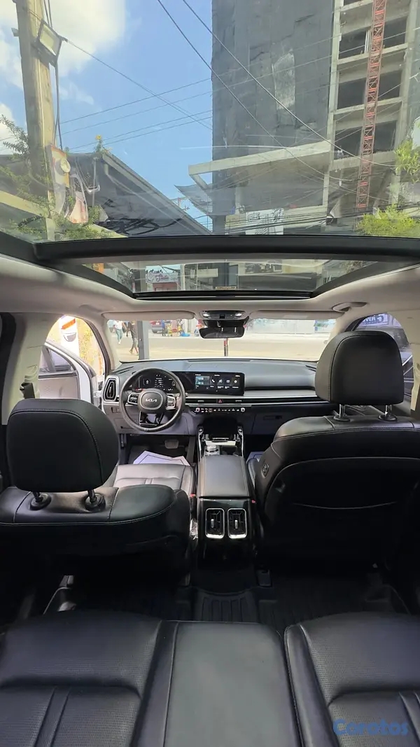 jeepetas y camionetas - Kia Sorento 2025 Limited 6