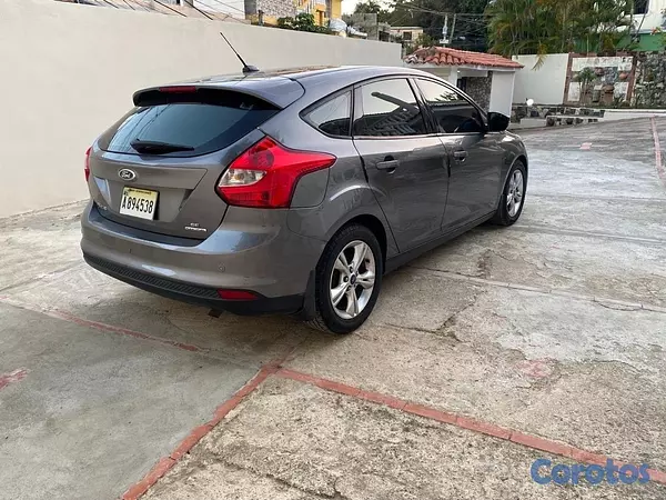 carros - CARRO FORD FOCUS VENTA 6