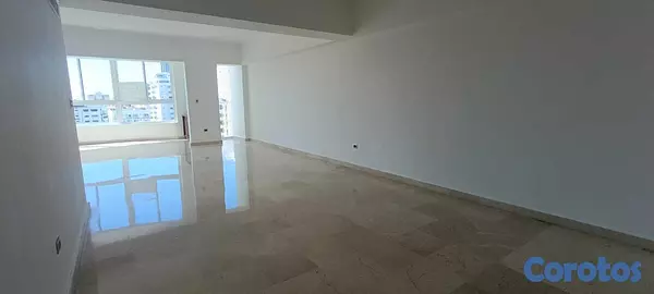 apartamentos - Renacimiento, Amplio apartamento con Balcón, 250m2 3
