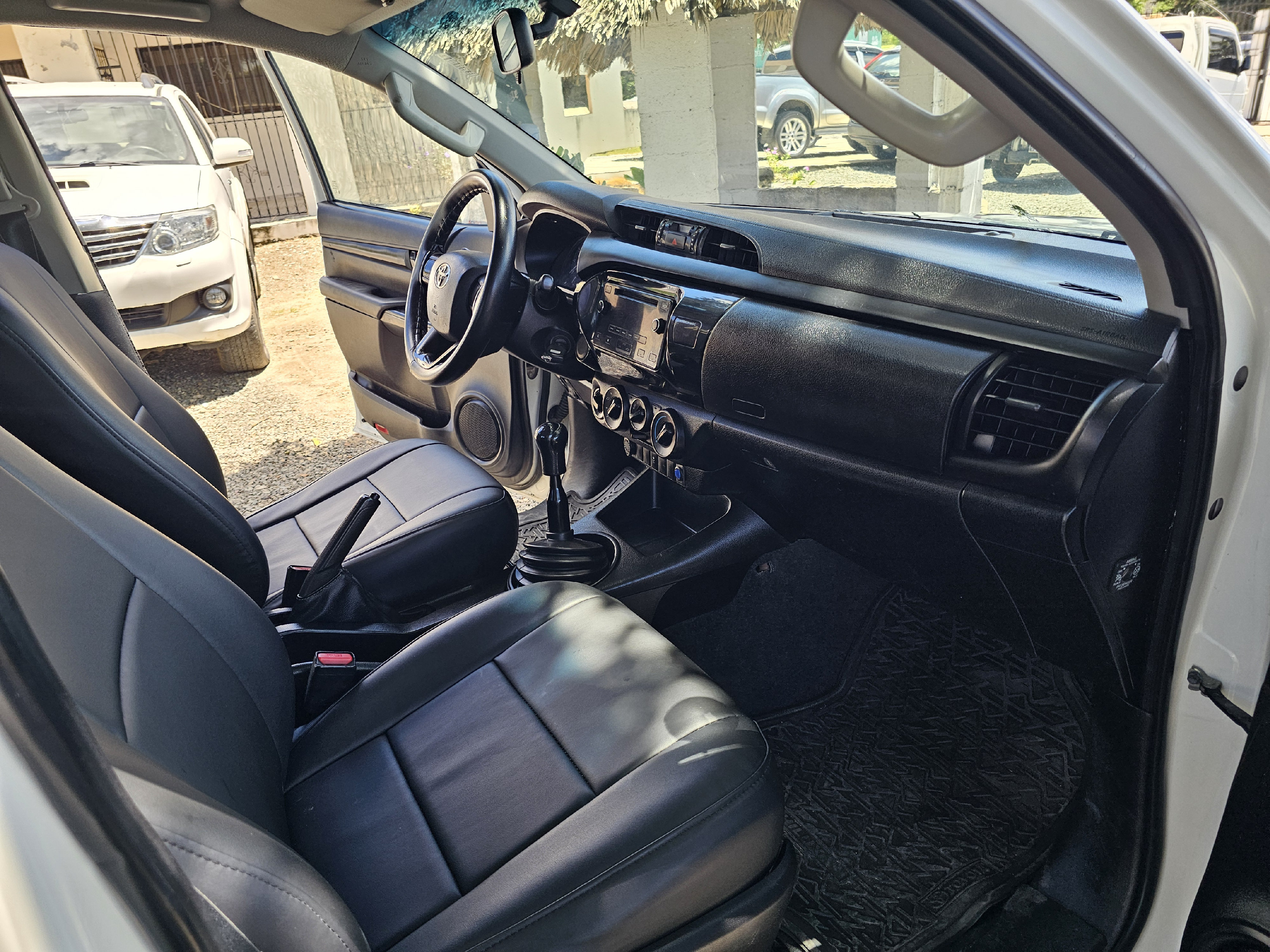 jeepetas y camionetas - Toyota hilux 2020 mecanica 4×4. 5